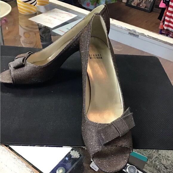Stuart Weitzman ladies 10 med silver sparkle heels - Picture 2 of 2
